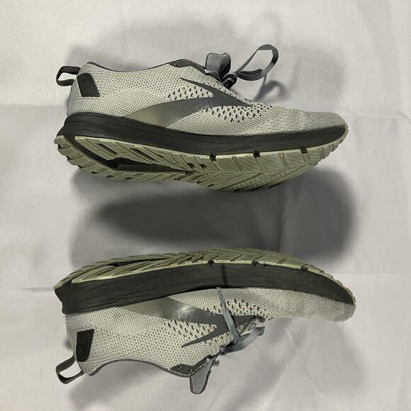 Brooks Revel 4 Shoes Mens Size 9.5 Lightweight Running Trainers Sneakers - Picture 12 of 16